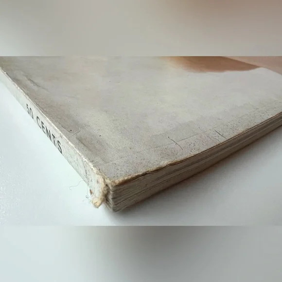 Harper’s Bazaar June 1940 Vintage Magazine – Surrealist Cover, Fashion & Ads - Picture 6 of 16